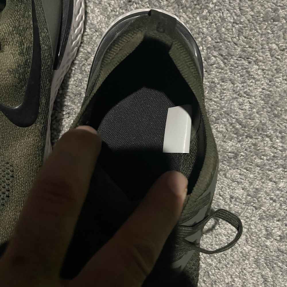 Nike Epic React Size 10 - image 6